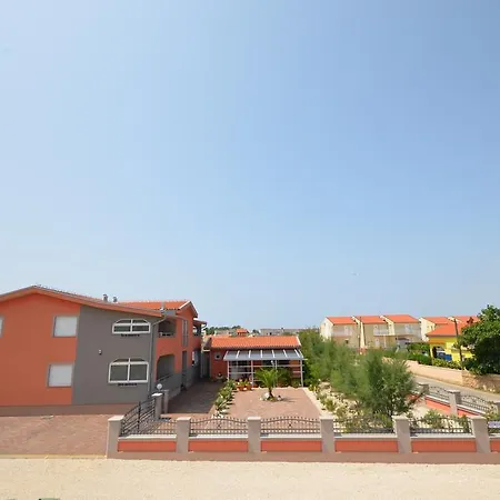 Appartement Komljen *